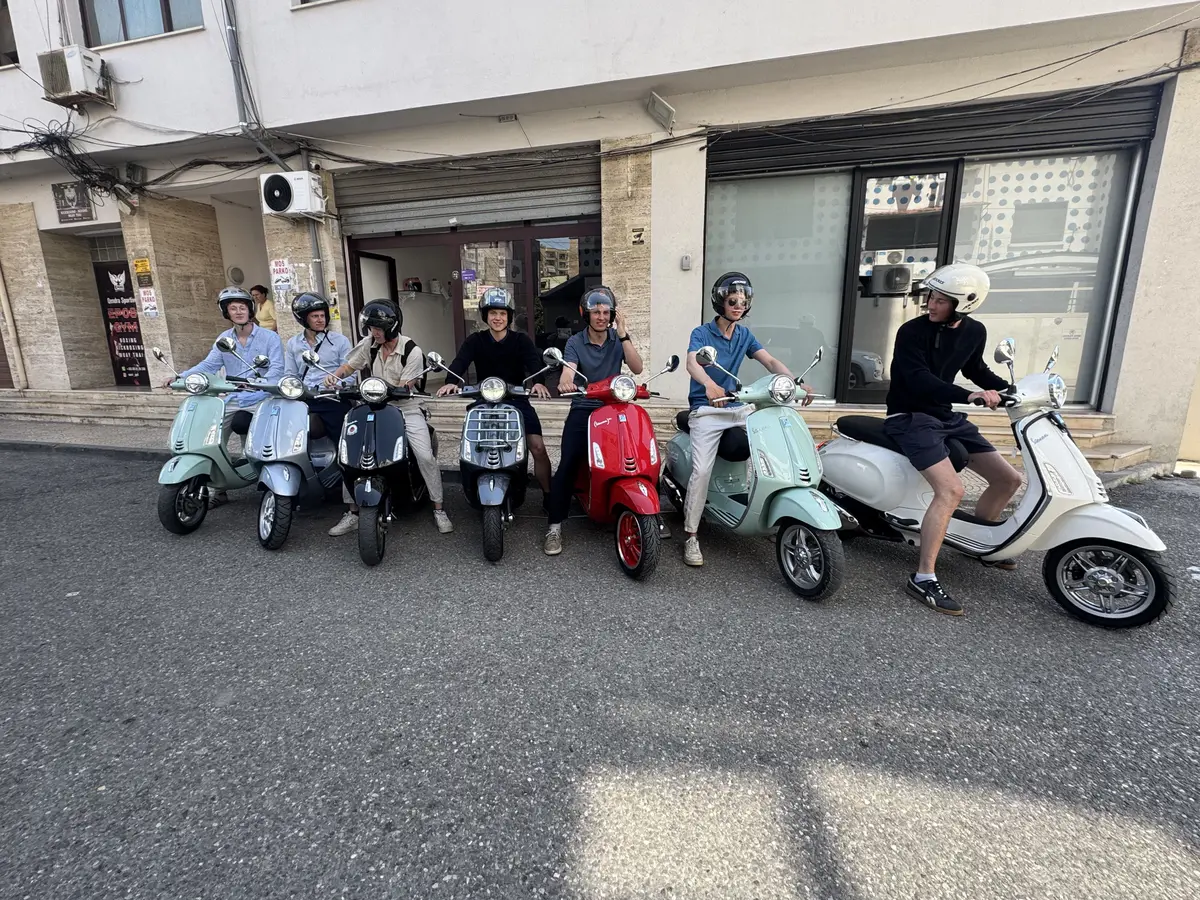 Vespa tour in Durrës