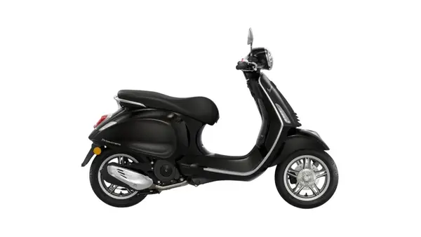 Vespa Primavera 125 – Black