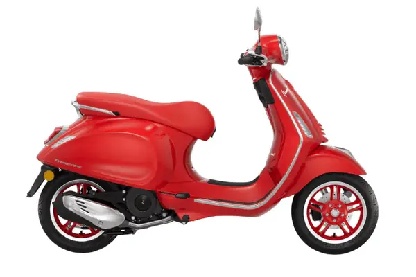 Vespa Primavera 125 – Red